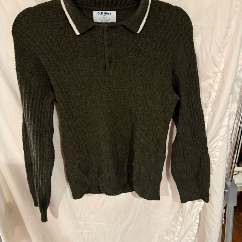 Pre loved Old Navy Boy’s size L (10 -12) Olive Sweater with Collar